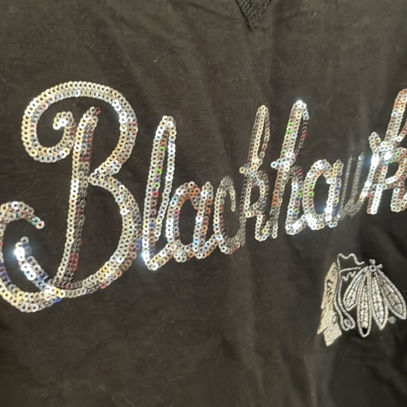 Blackhawks sequin sweatshirt ‘47 brand - Picture 4 of 6